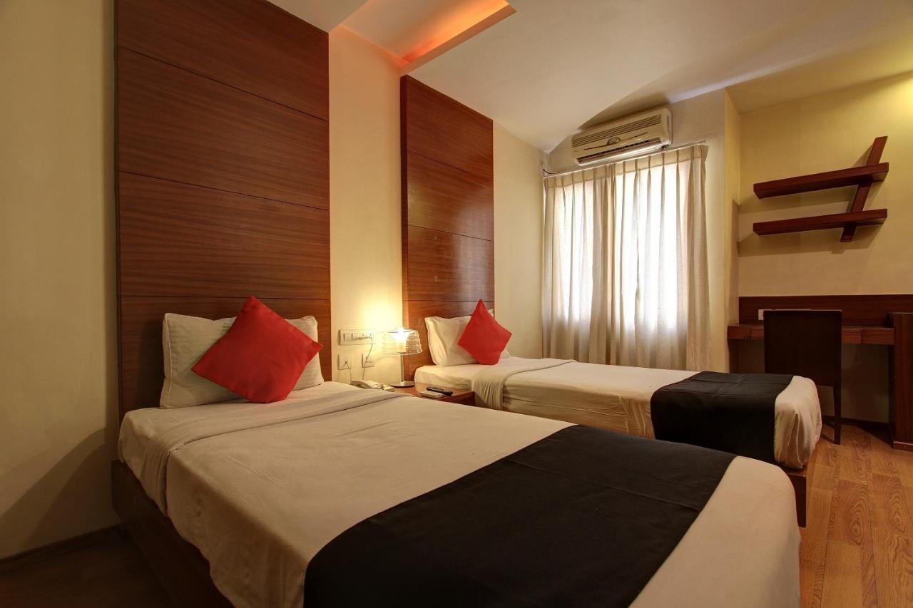 Collection O 29684 Hotel Vikram Palace & Restaurant Dayal Bagh المظهر الخارجي الصورة